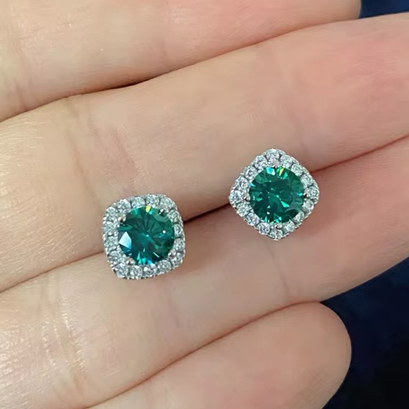 Authentic 1CT Moissanite Blue Green Stud earrings GRA Certified - Picture 3 of 6